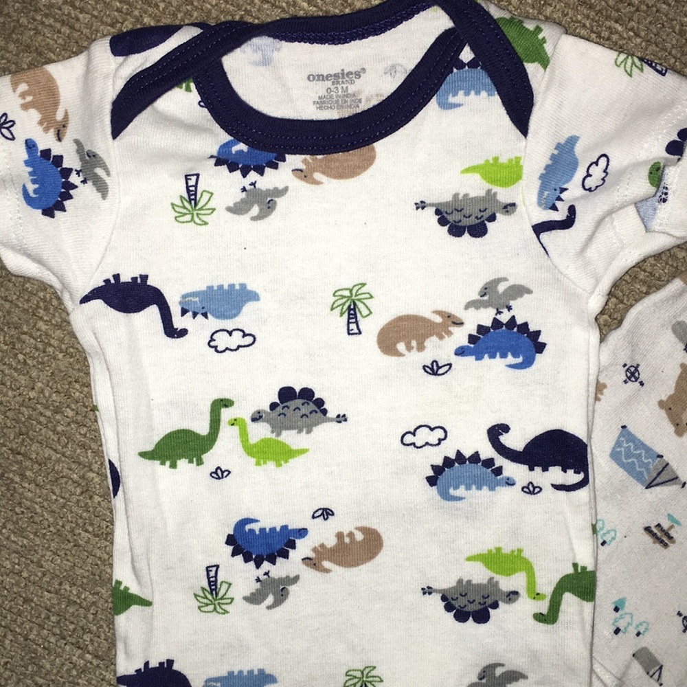 Onesie bundle - Picture 2 of 3